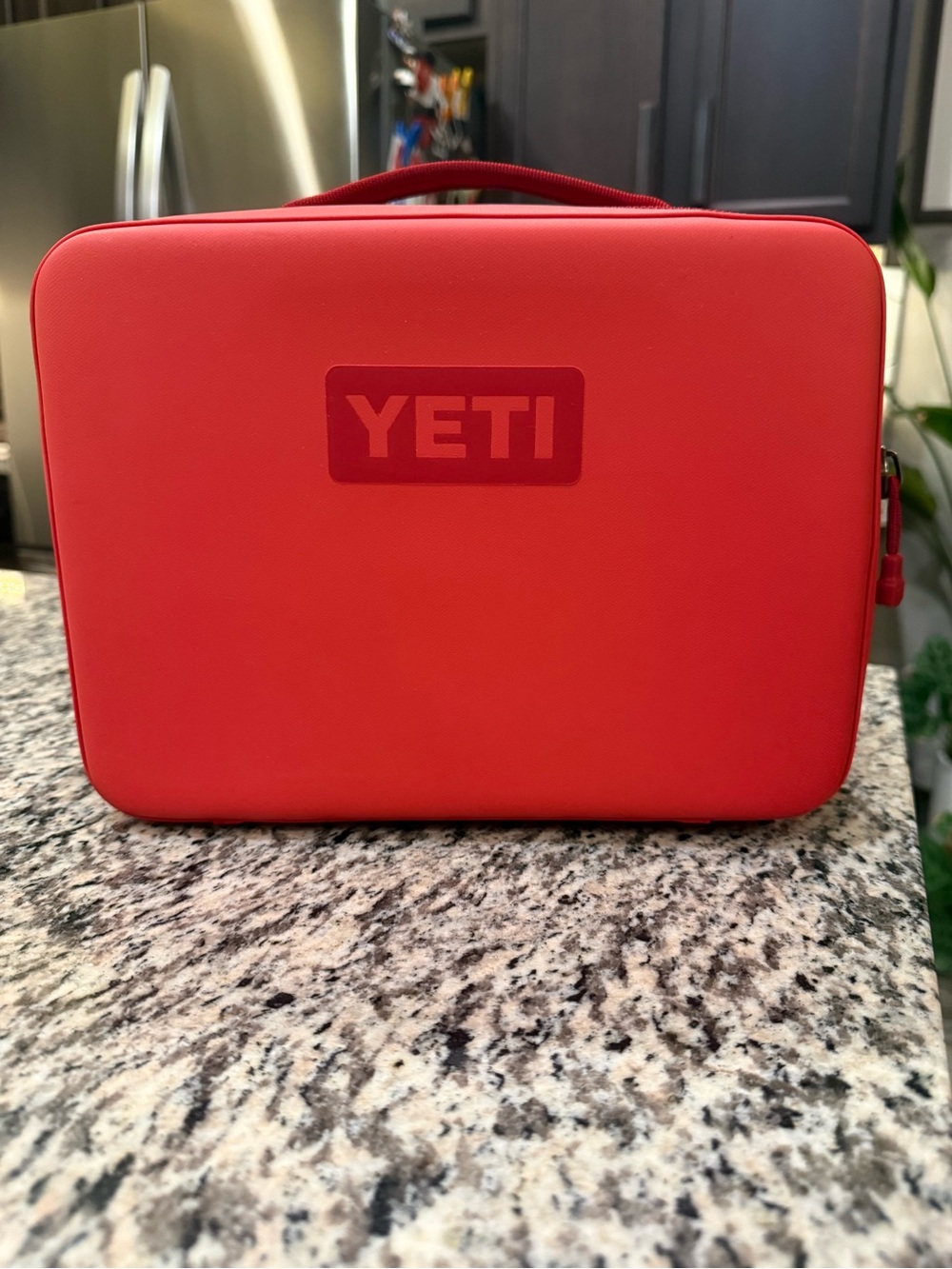 Red Yeti Daytrip 5L Lunchbox